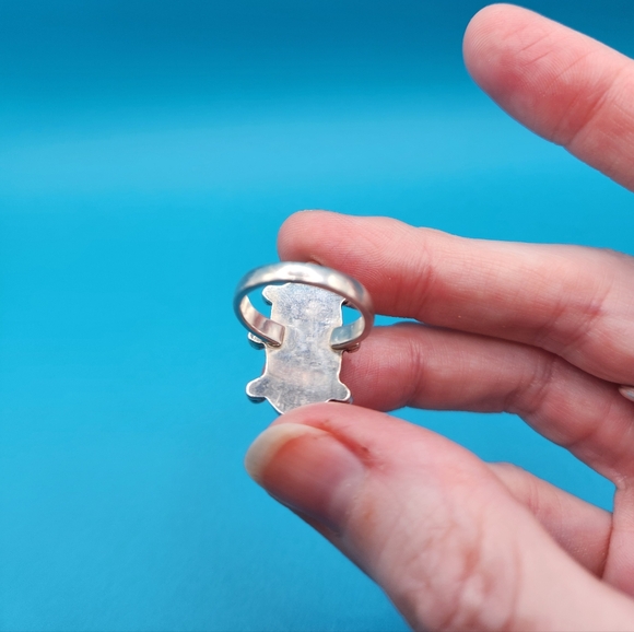 Turquoise and Silver Oval Ring - Picture 6 of 6